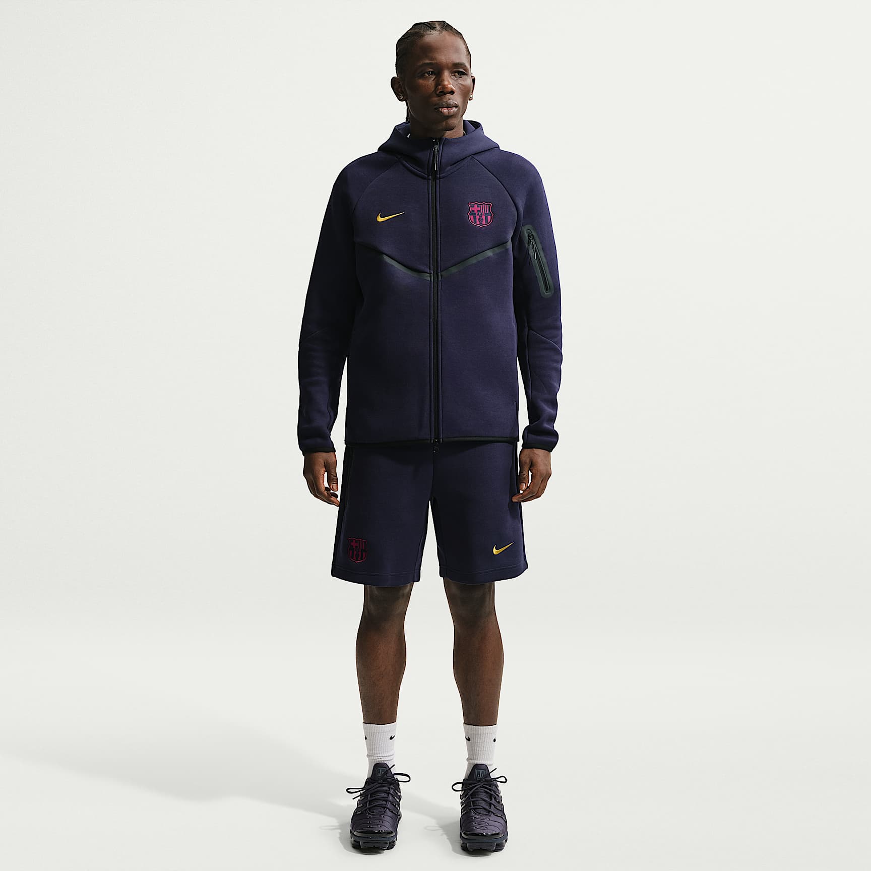 F.C. Barcelona Tech Fleece Men's Nike Football Shorts. Nike ZA